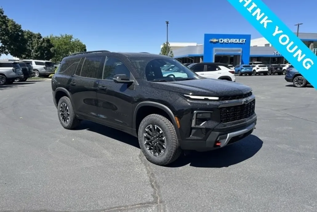 2026 Chevrolet Traverse Z71 photo 1