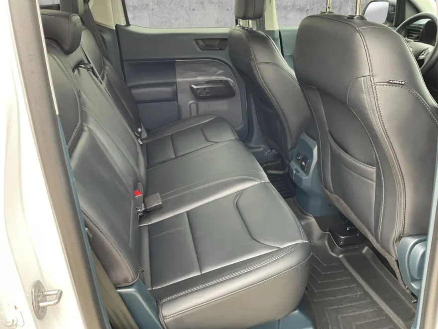 2024 Ford Maverick Lariat photo 1