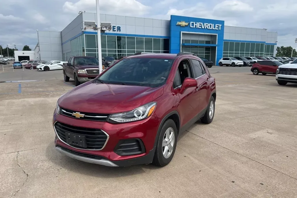 2019 Chevrolet Trax LT photo 1