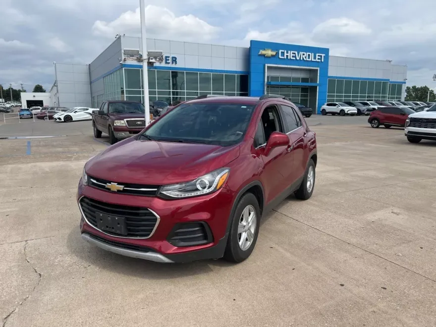 2019 Chevrolet Trax LT photo 1