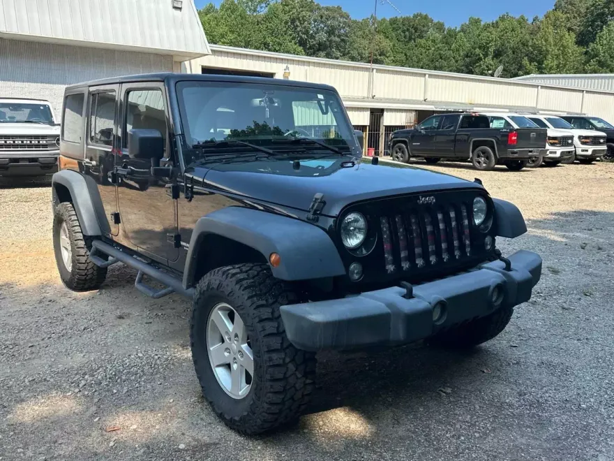 2017 Jeep Wrangler Unlimited Sport photo 1