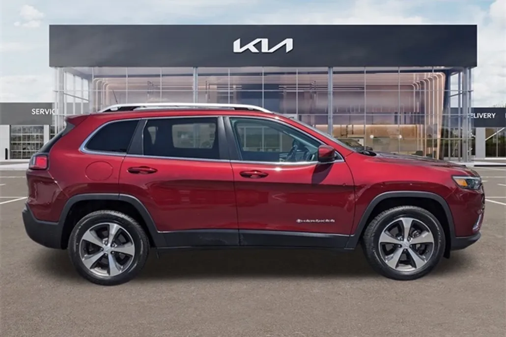 2020 Jeep Cherokee Limited photo 1