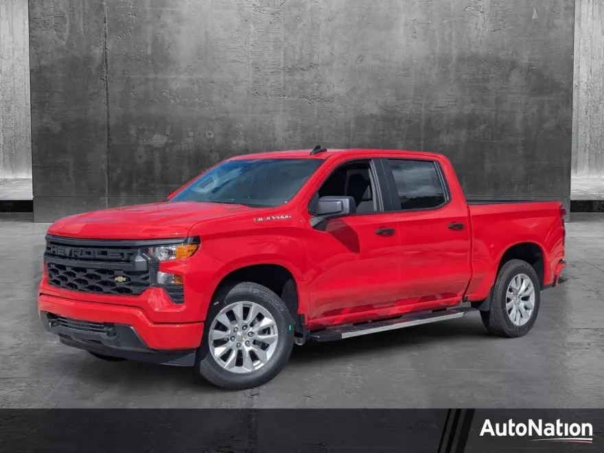 2025 Chevrolet Silverado 1500 Custom photo 1