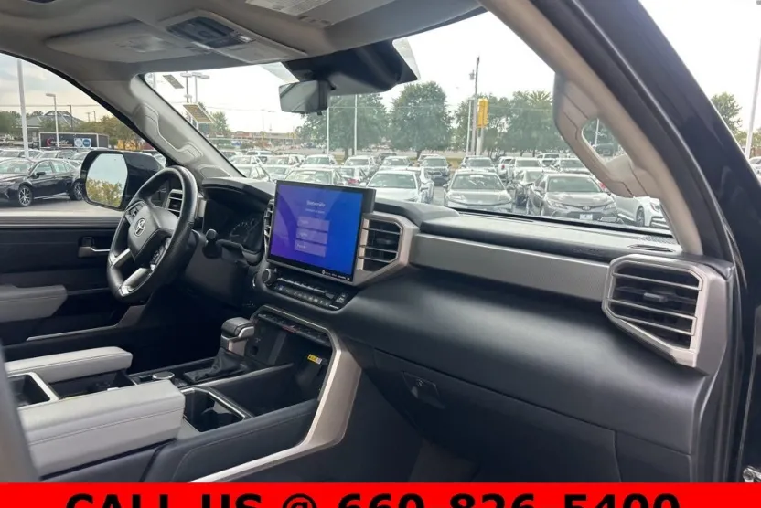 2023 Toyota Tundra Limited photo 1