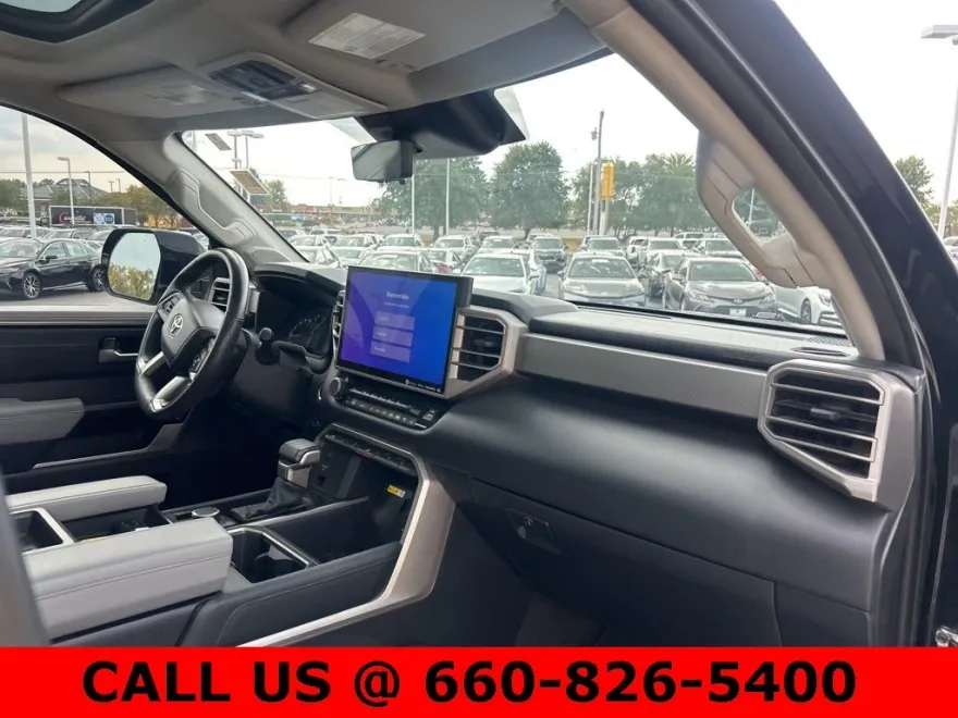 2023 Toyota Tundra Limited photo 1