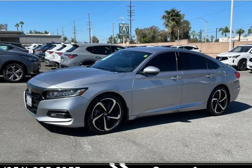 2019 Honda Accord Sport 1.5T photo 1