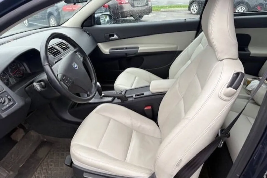 2012 Volvo C30 T5 photo 1
