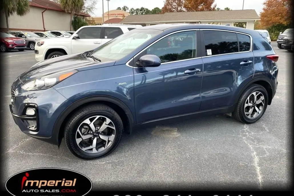 2022 Kia Sportage LX photo 1