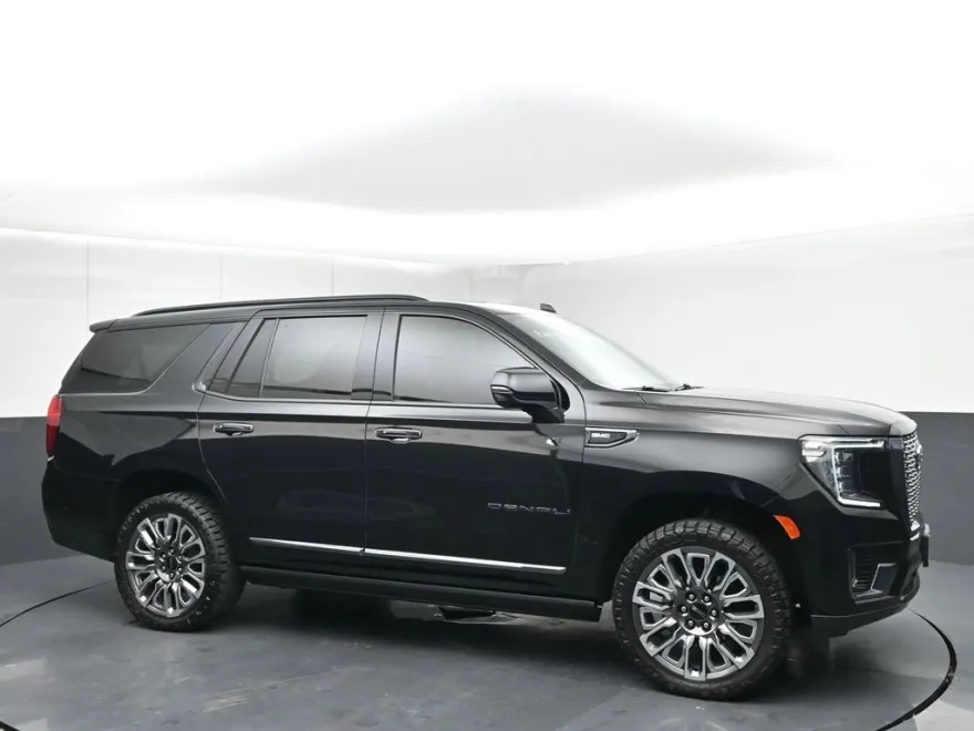 2023 Gmc Yukon Denali Ultimate photo 1