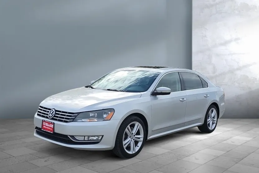 2015 Volkswagen Passat TDI SEL Premium photo 1