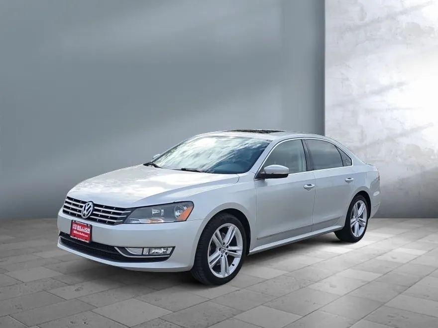 2015 Volkswagen Passat TDI SEL Premium photo 1