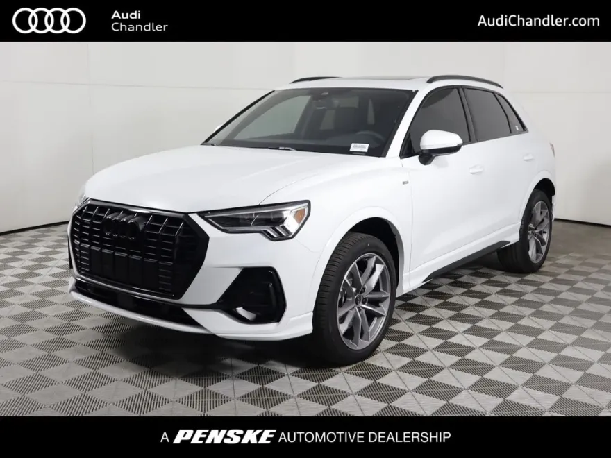 2025 Audi Q3 45 TFSI S line Premium photo 1