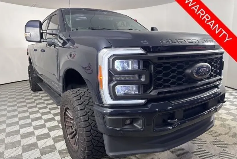 2023 Ford F-350 photo 1