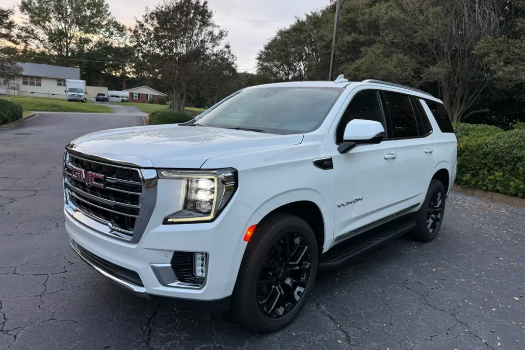 2022 Gmc Yukon SLT photo 1