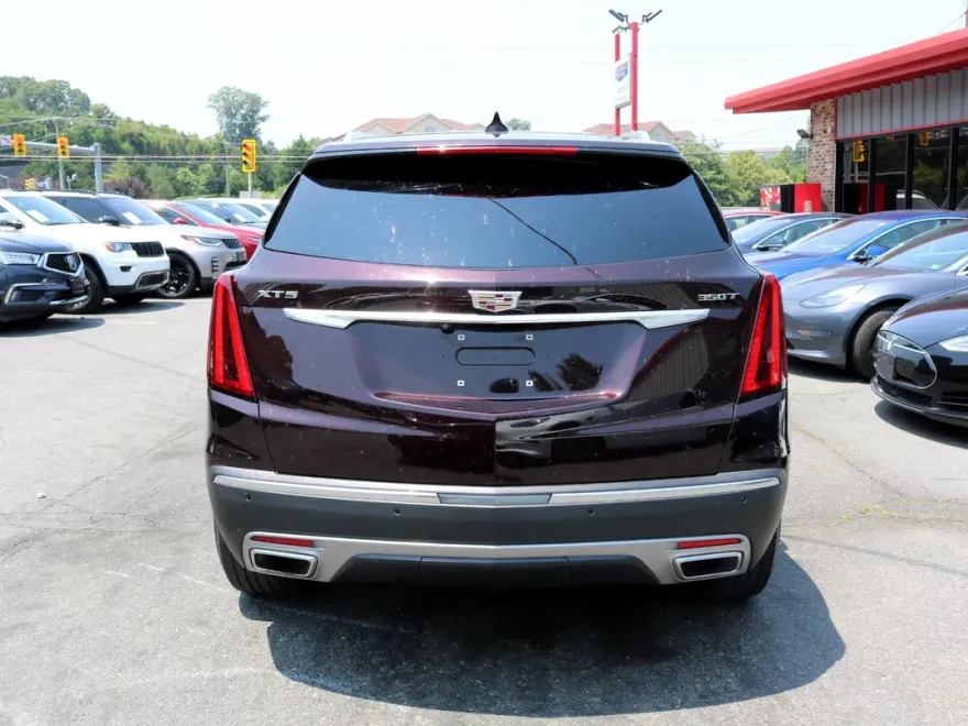 2020 Cadillac XT5 Premium Luxury photo 1