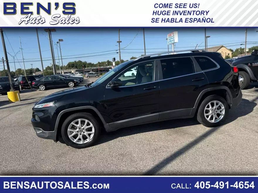 2015 Jeep Cherokee Latitude photo 1