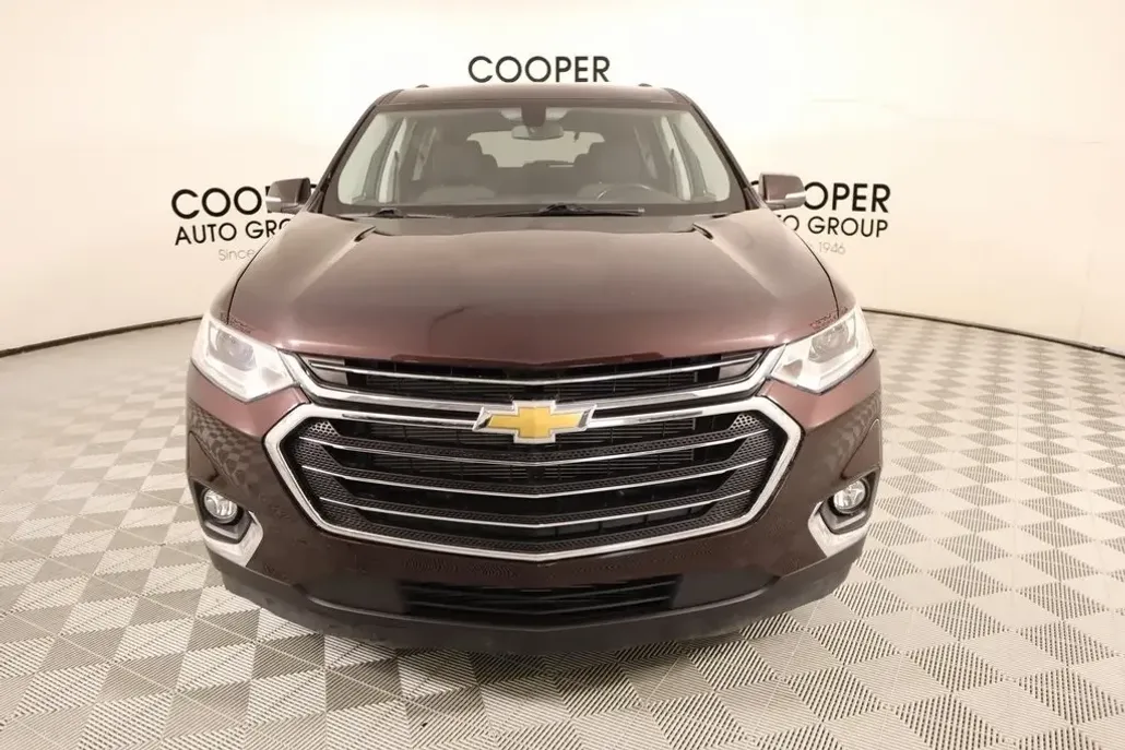 2021 Chevrolet Traverse 1LT photo 1