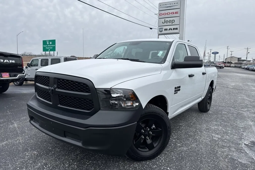 2024 Ram 1500 Classic Tradesman photo 1
