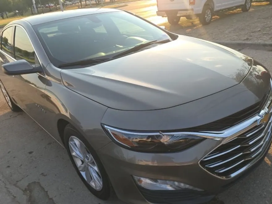 2020 Chevrolet Malibu 1LT photo 1