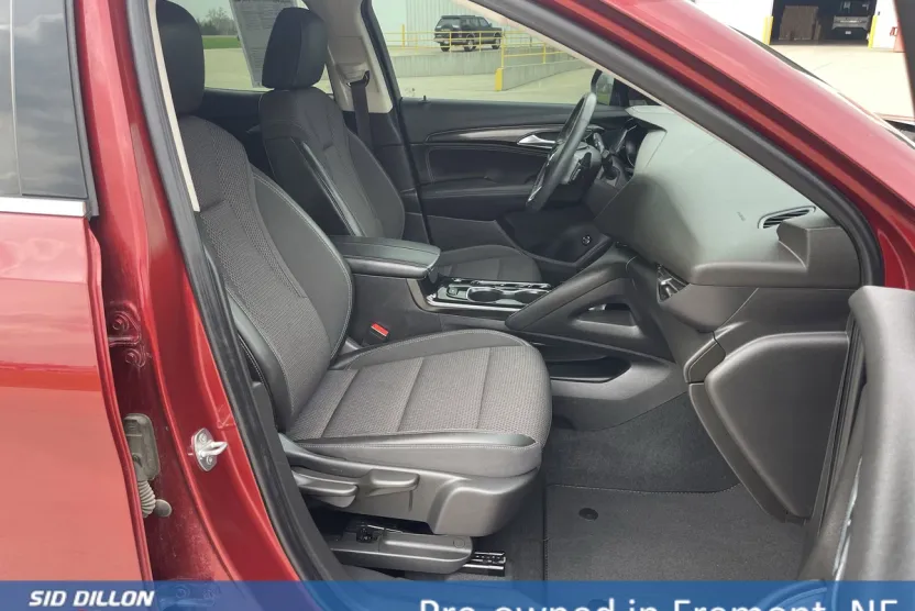 2022 Buick Envision Preferred photo 1