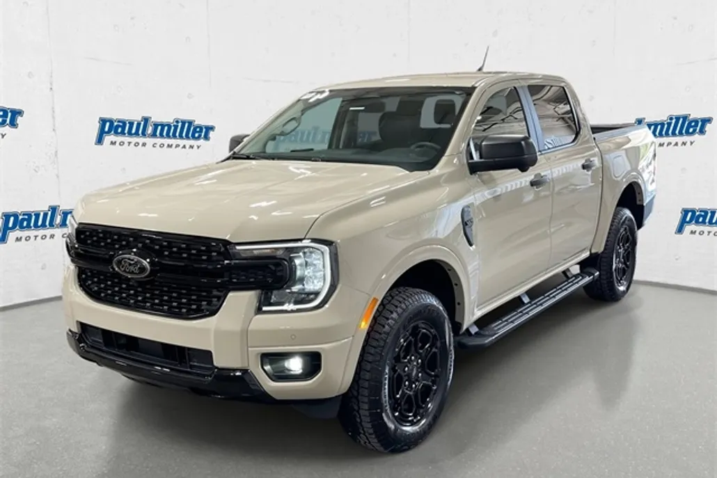 2025 Ford Ranger XLT photo 1