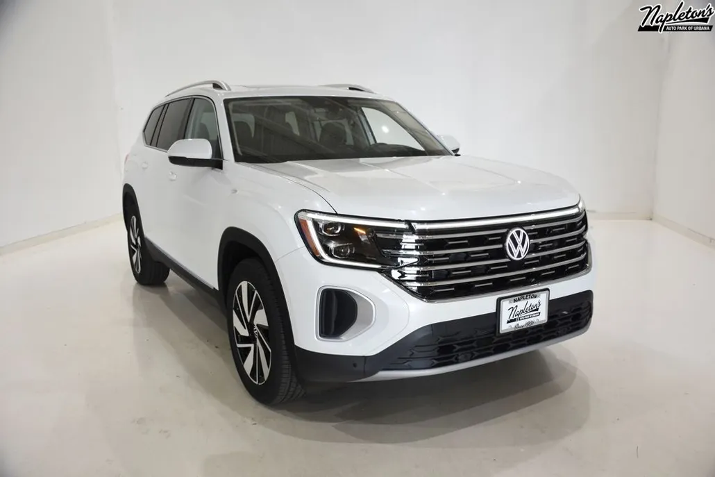 2025 Volkswagen Atlas SEL photo 1