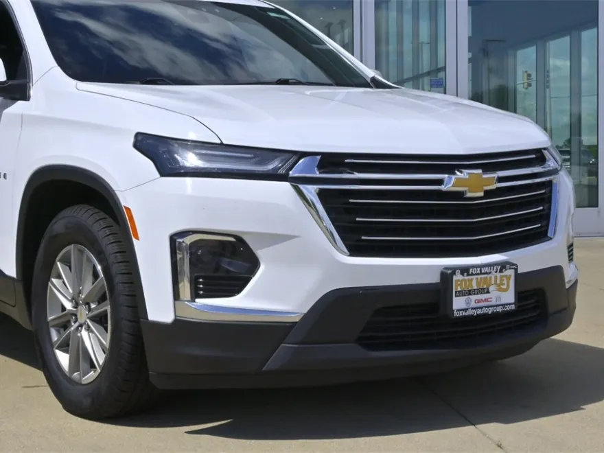 2023 Chevrolet Traverse Leather photo 1