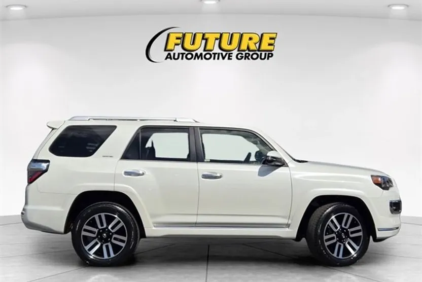 2023 Toyota 4Runner Limited 4WD photo 1