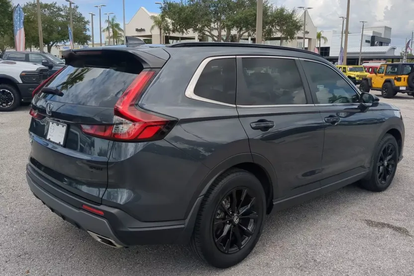 2023 Honda CR-V Hybrid Sport photo 1