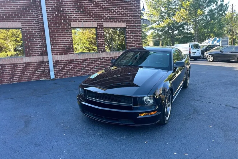 2008 Ford Mustang Bullitt photo 1