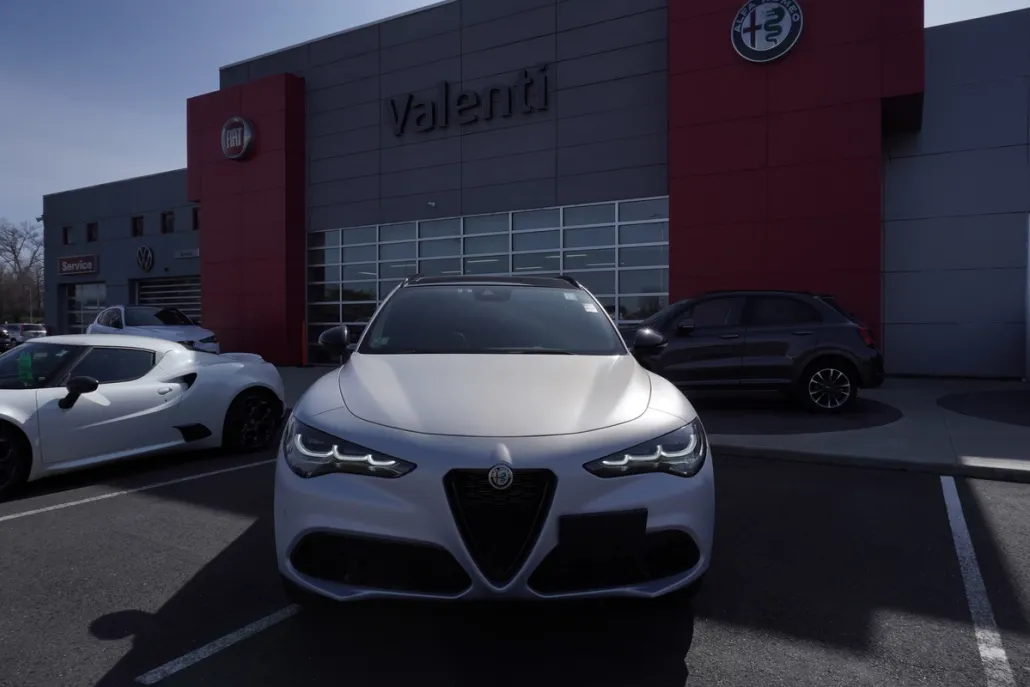 2024 Alfa Romeo Stelvio Tributo Italiano photo 1