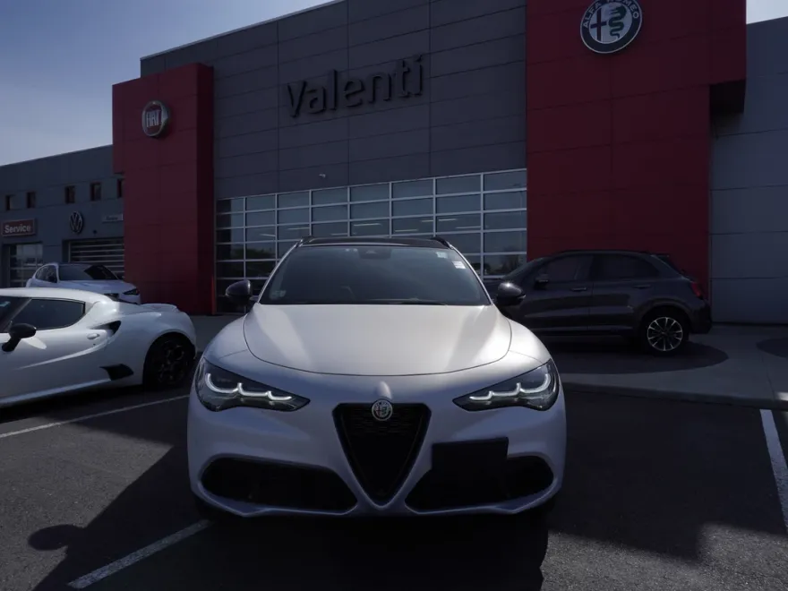 2024 Alfa Romeo Stelvio Tributo Italiano photo 1
