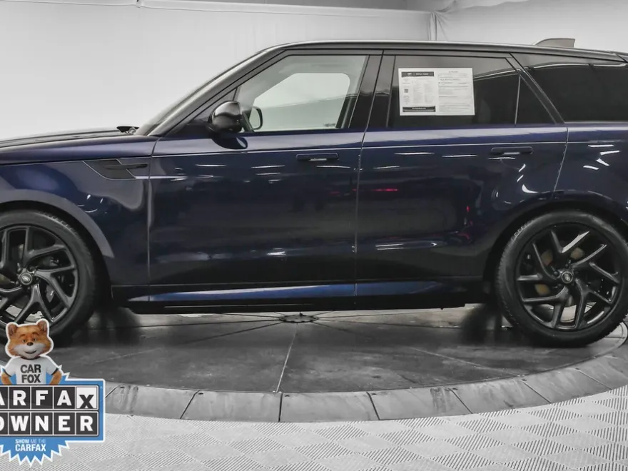2023 Land Rover Range Rover Sport SE photo 1