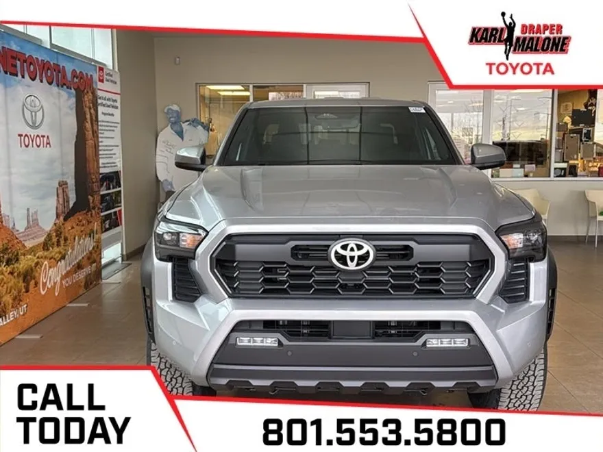 2025 Toyota Tacoma TRD Off-Road photo 1