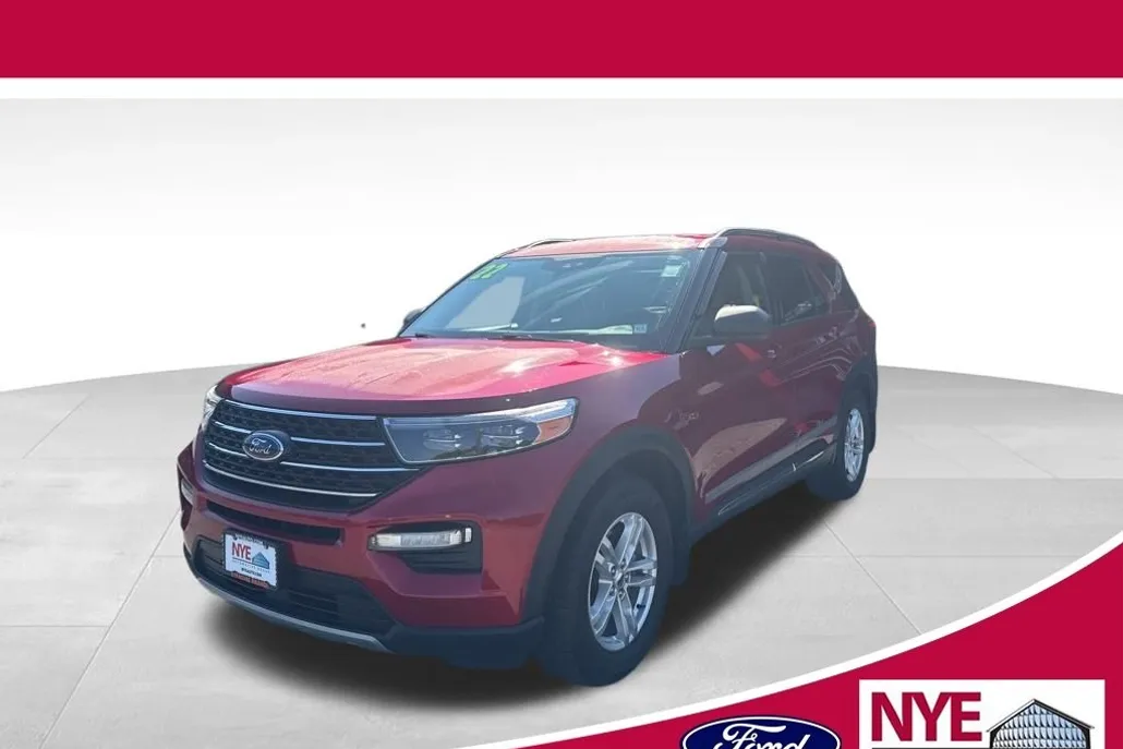 2022 Ford Explorer XLT photo 1