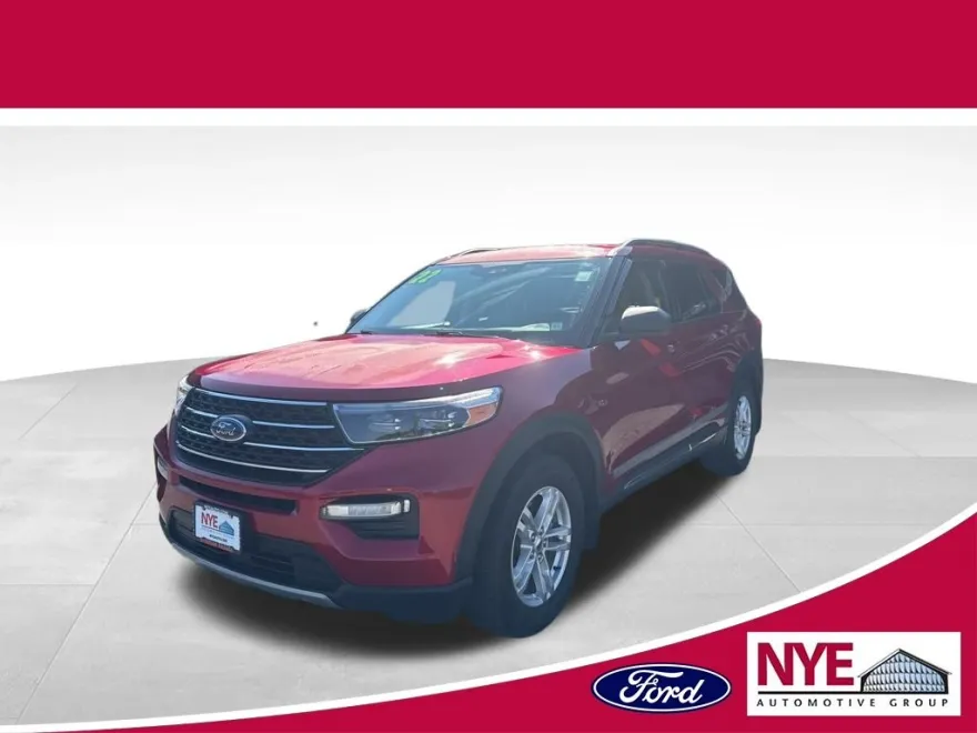 2022 Ford Explorer XLT photo 1