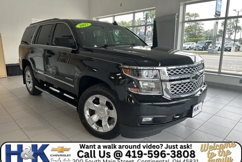 2017 Chevrolet Tahoe LT photo 1