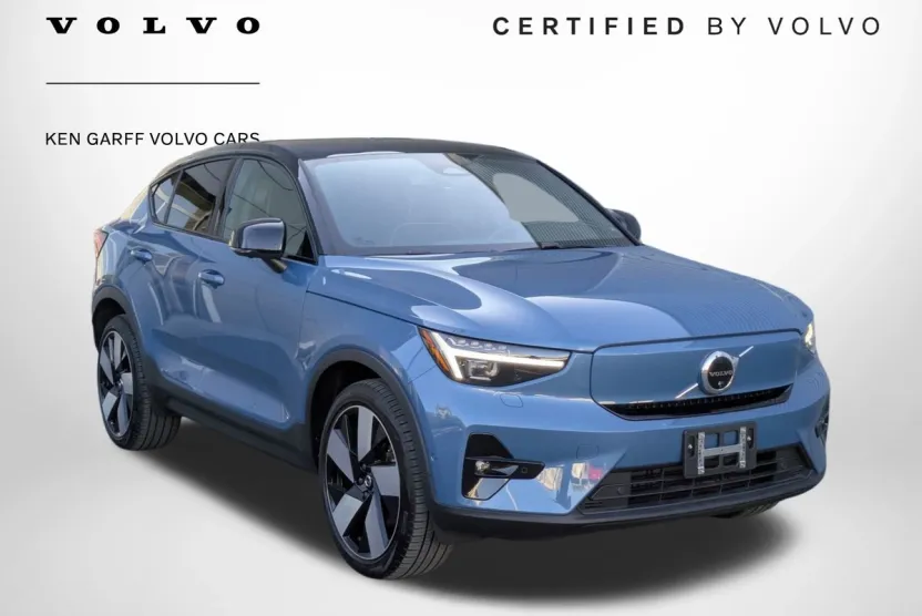 2022 Volvo C40 Recharge Ultimate photo 1