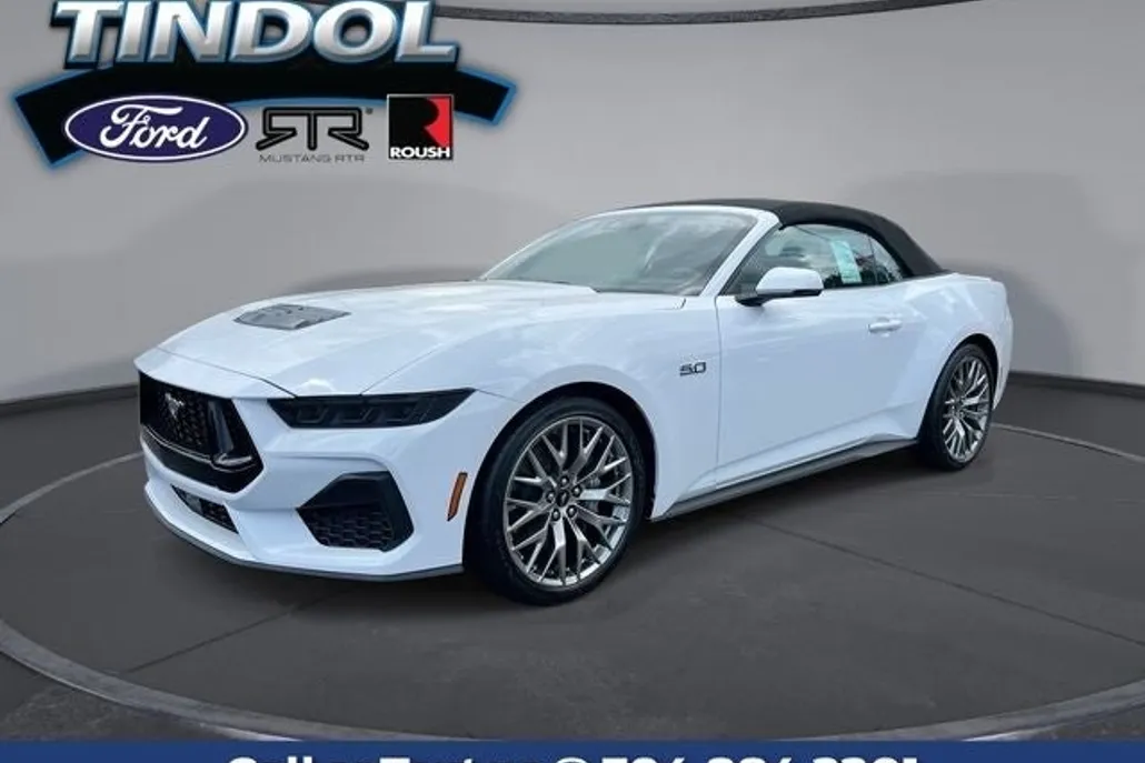 2025 Ford Mustang GT Premium photo 1