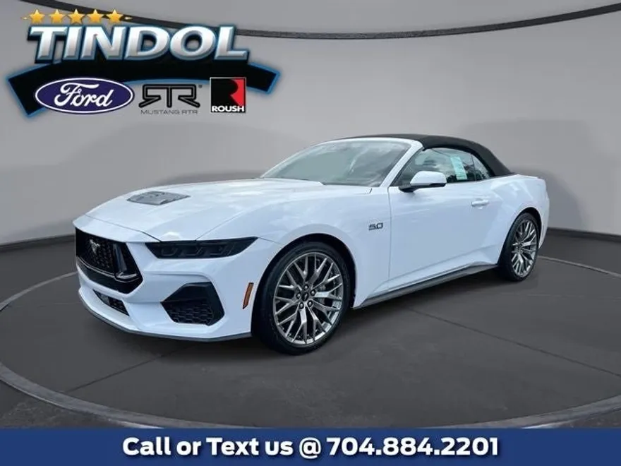 2025 Ford Mustang GT Premium photo 1