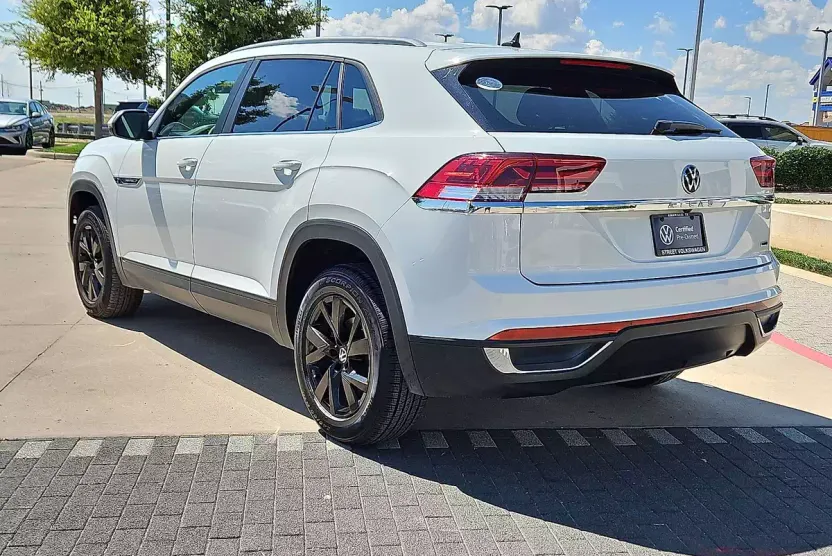 2021 Volkswagen Atlas Cross Sport photo 1