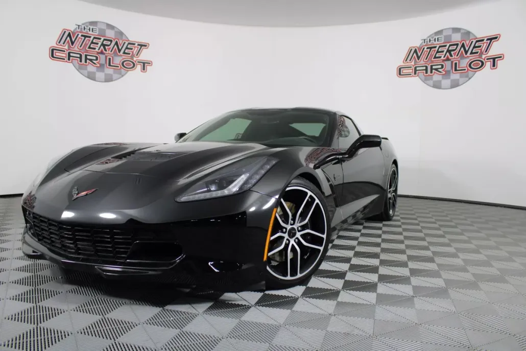 2017 Chevrolet Corvette Stingray Z51 Coupe photo 1
