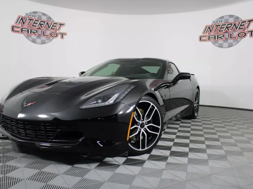 2017 Chevrolet Corvette Stingray Z51 Coupe photo 1