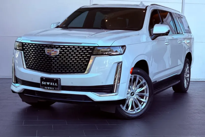 2022 Cadillac Escalade ESV Premium Luxury photo 1