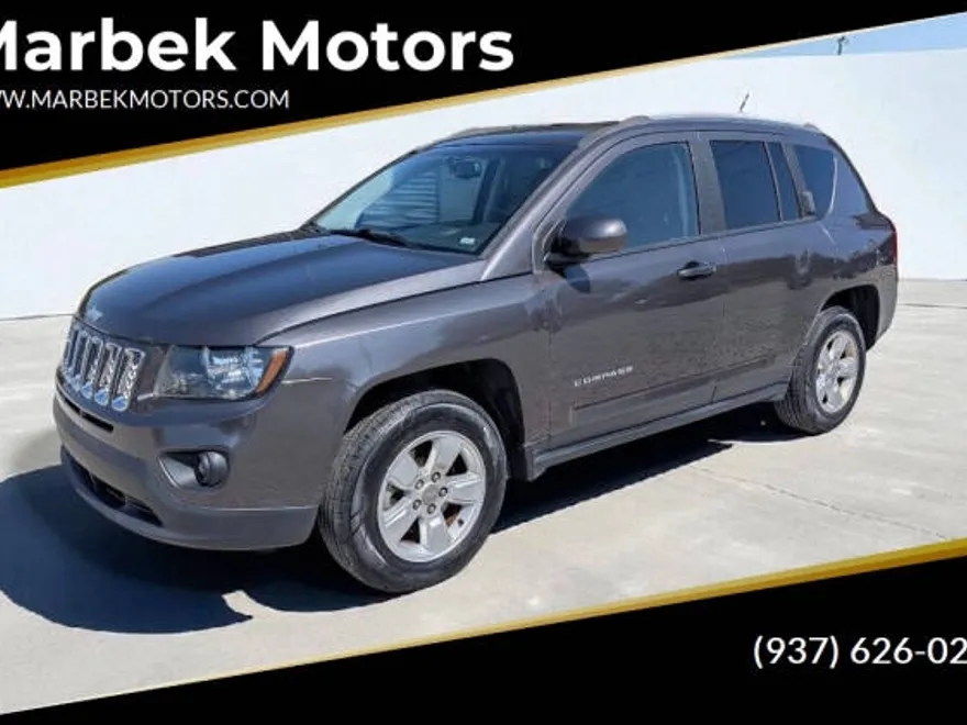 2017 Jeep Compass Latitude photo 1