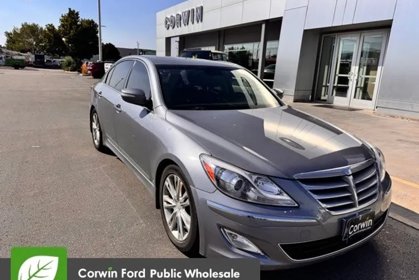2014 Hyundai Genesis 3.8 photo 1