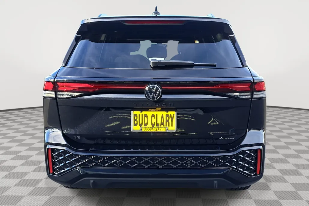 2025 Volkswagen Tiguan SE R-Line Black photo 1