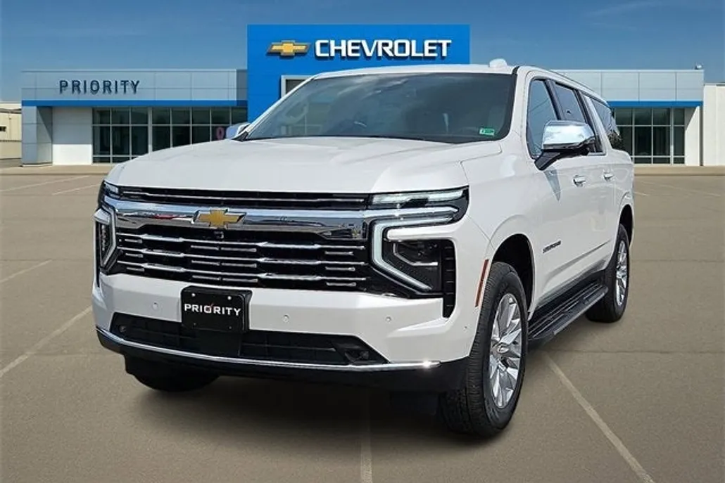 2025 Chevrolet Suburban Premier photo 1