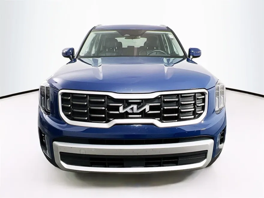 2025 Kia Telluride S photo 1