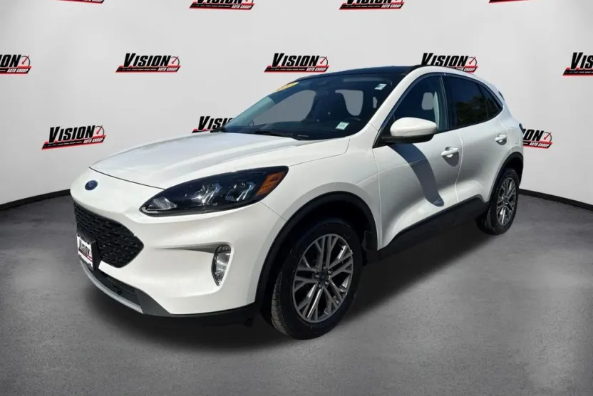 2022 Ford Escape SEL photo 1